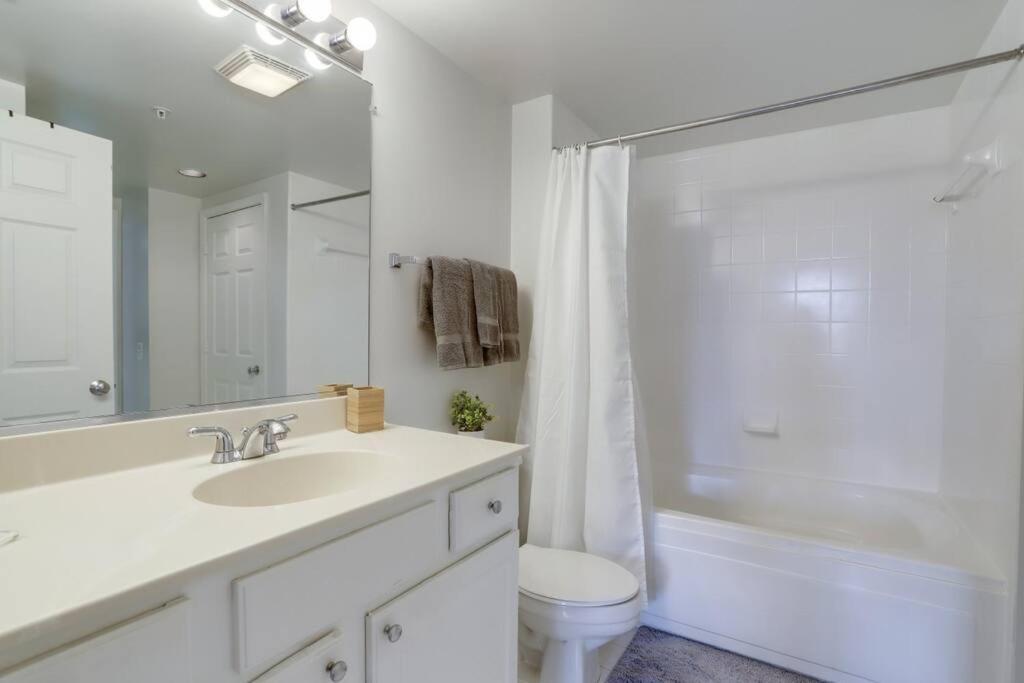 ארלינגטון Fantastic 1 Bedroom Condo At Ballston With Gym מראה חיצוני תמונה